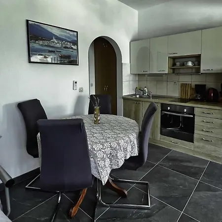Apartment Plavi Val