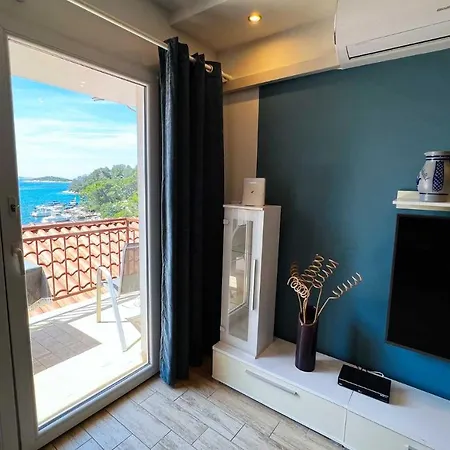 Plavi Val Apartment