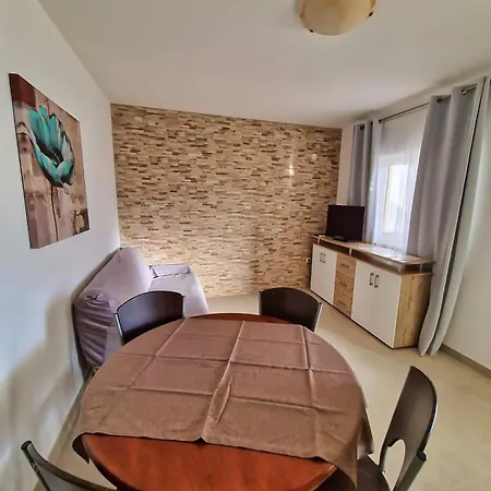 Plavi Val Apartamento *