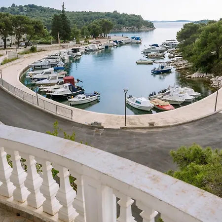 Plavi Val * Tribunj (Sibenik-Knin)