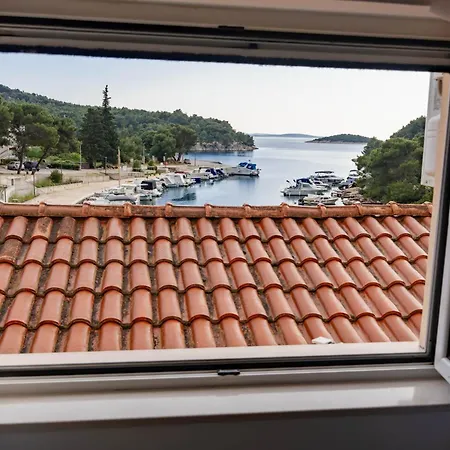 Plavi Val Apartment *