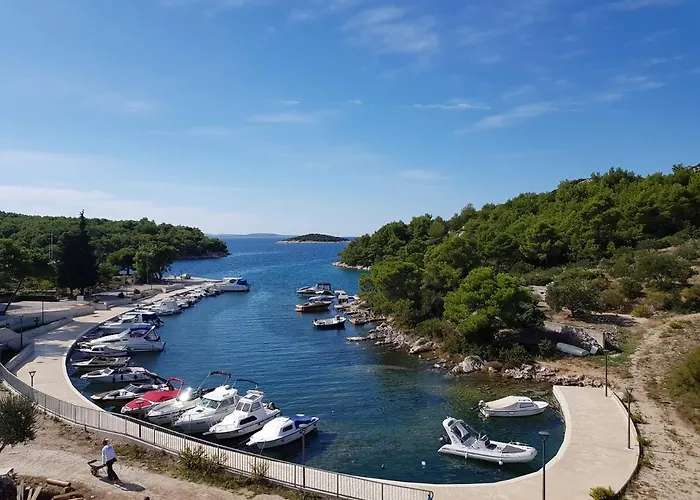 Plavi Val Daire Tribalj