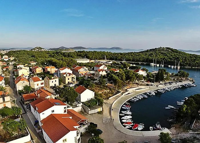 Plavi Val Daire Tribalj