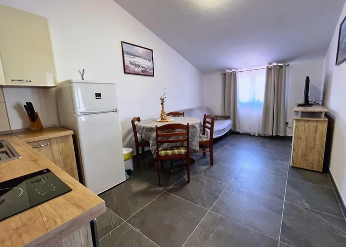 Plavi Val Daire Tribalj